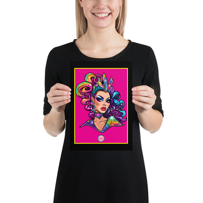 👑 Ilustración Queer | Drag Queens | ¡Envío Gratis! 🔥 Edición Blush Belle 🔥 Rosa 21×30 cm